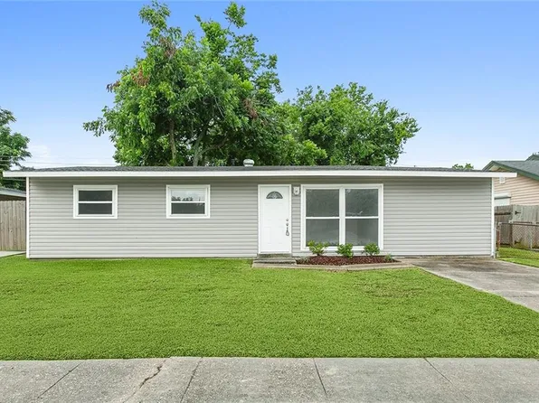 1916 Farmington Pl, Gretna, LA 70056