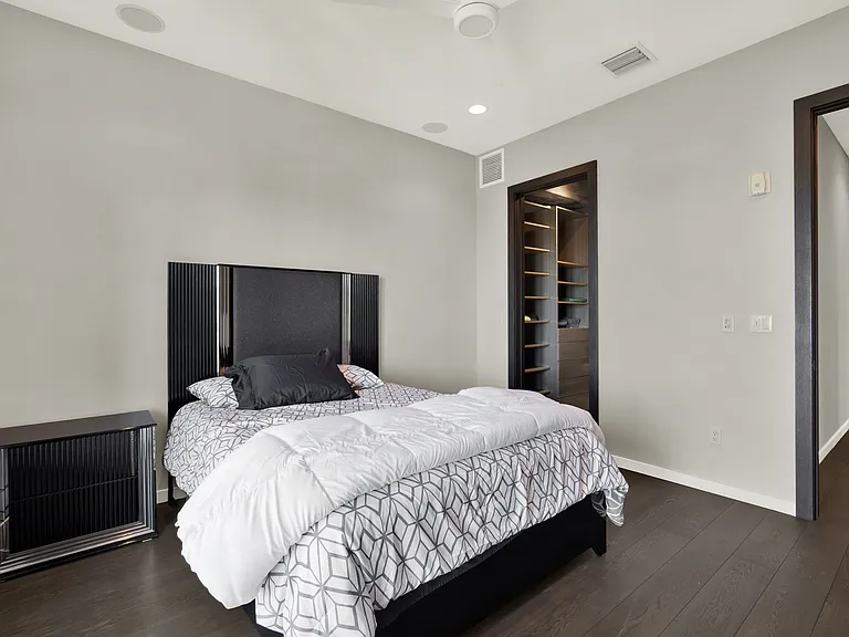 425 N Ocean Blvd #3 — Photo 60