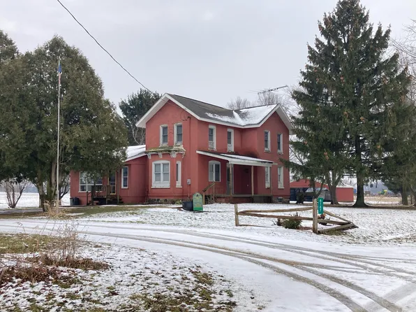 6147 Wilcox Rd, Eaton Rapids, MI 48827