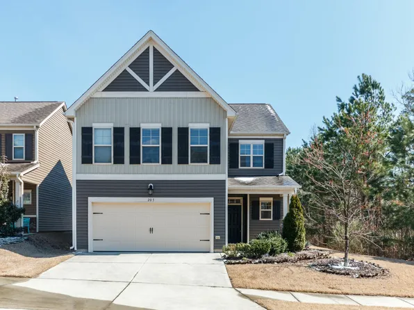 205 Roundhouse Ln, Morrisville, NC 27560