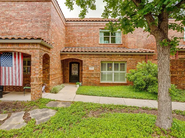 1201 Jerome St #1203, Fort Worth, TX 76110