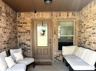 30 NE Summerwood Dr, Elgin, OK 73538