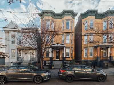 127 Booraem Ave #3R, Jersey City, NJ, 07307