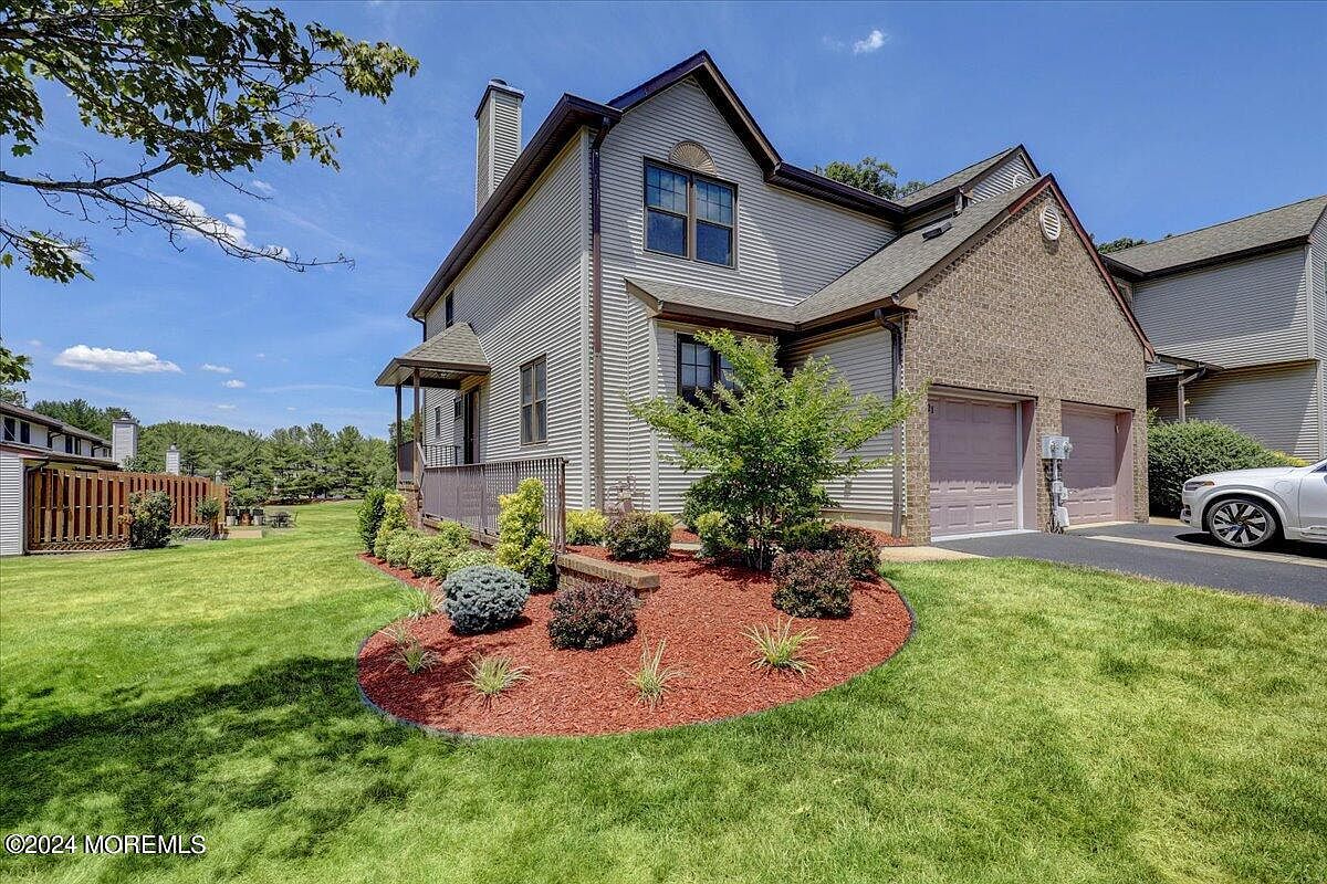 321 Oak Knoll Drive UNIT 32-1, Englishtown, NJ 07726 | Zillow