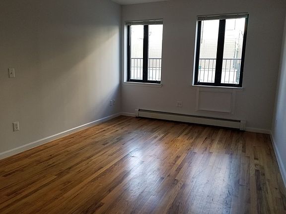 3rd image of 26-58 30th St #1