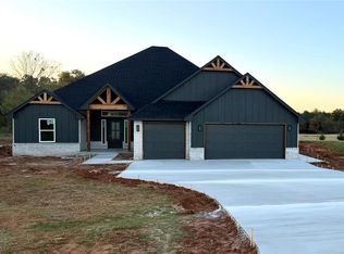 2217 Autumn Ridge Ct, Blanchard, OK 73010