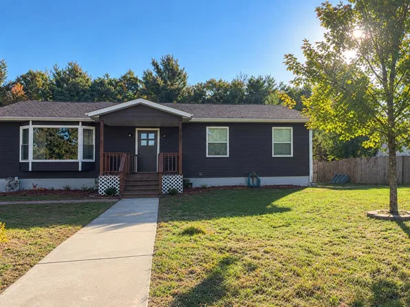 320 N Walker St, Adams, WI 53910