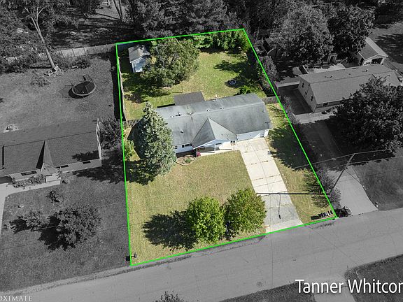 2nd image of 2518 Miles Standish Dr
