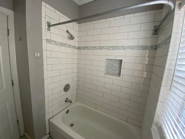 3316 N Robinson Ave #1 — Photo 8