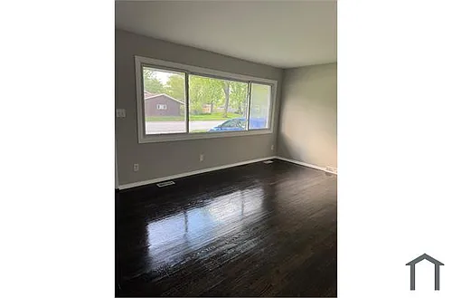 15521 Park Ln Photo 1