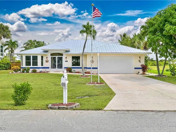 14374 Tamarac Dr, Bokeelia, FL 33922