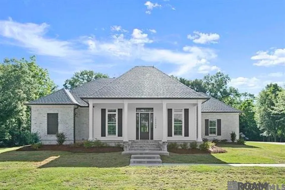 10290 Bayou Xing