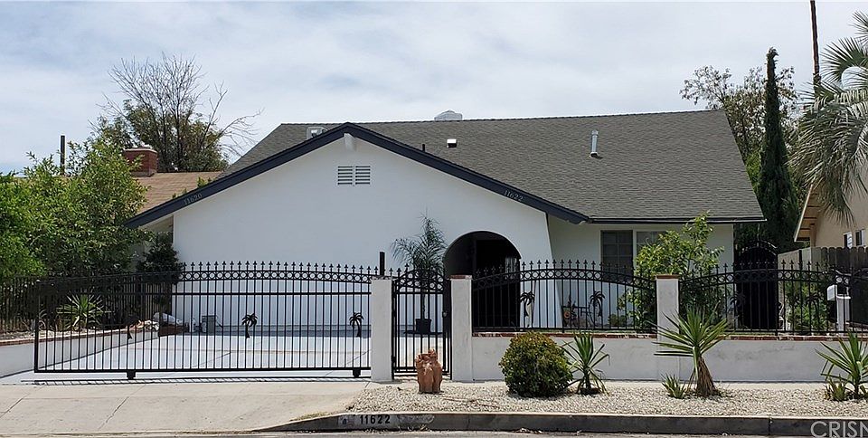 1st image of 11622 Cantlay St