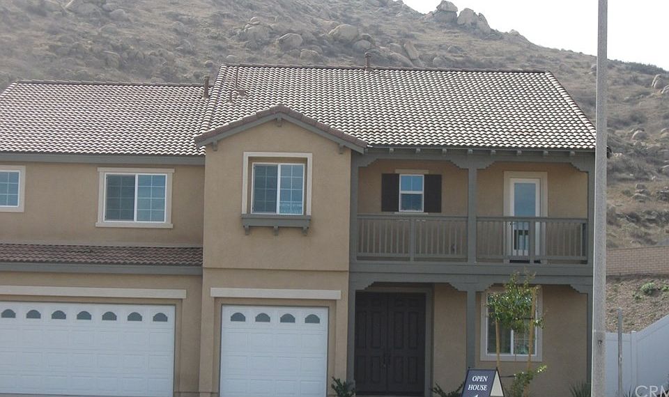 1st image of 15998 Sand Hills Ct