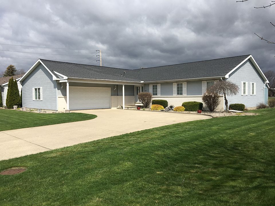 1st image of 980 N Harmony Dr