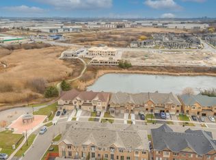 38 Davenfield Cir, Brampton, ON L6P4M2