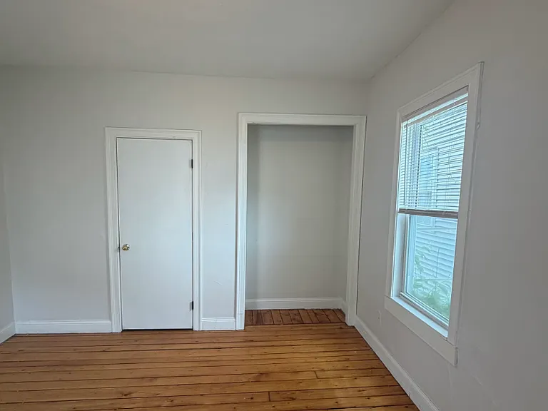 255 Fountain St, Unit 2 Fall River, MA 3 Bedrooms 1 Bathroom — Photo 15