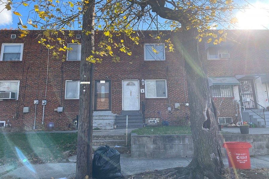1st image of 3062 Waldorf Ave