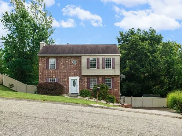 7335 Deer Run Cir, Imperial, PA 15126