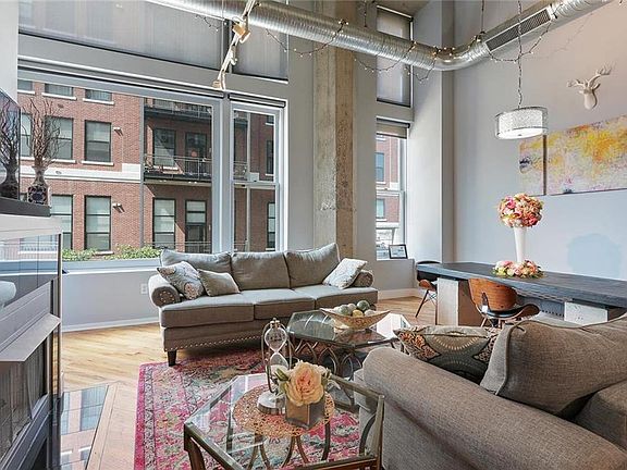 4th image of 2107 Grand Ave Unit 203