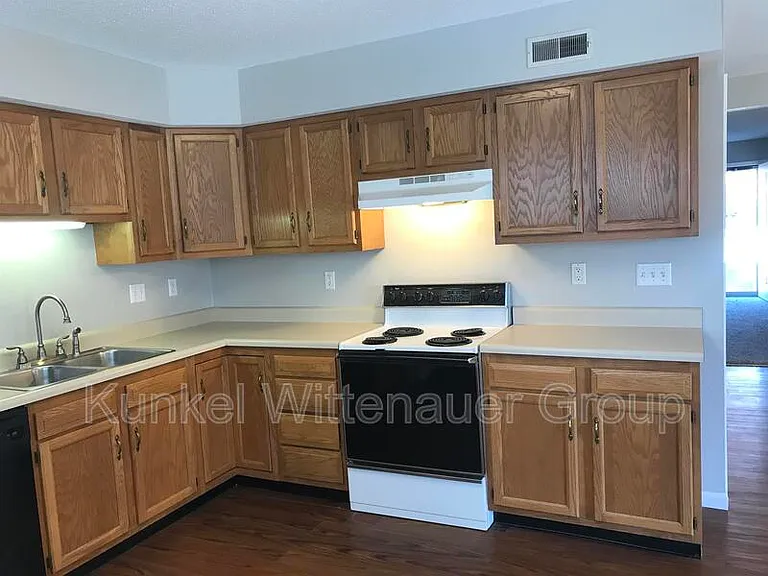 5 Eagle Dr — Photo 8