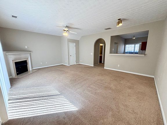 2nd image of 261 Pearl Chambers Dr