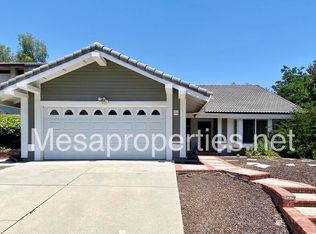 54 Rising Hill Rd, Pomona, CA 91766