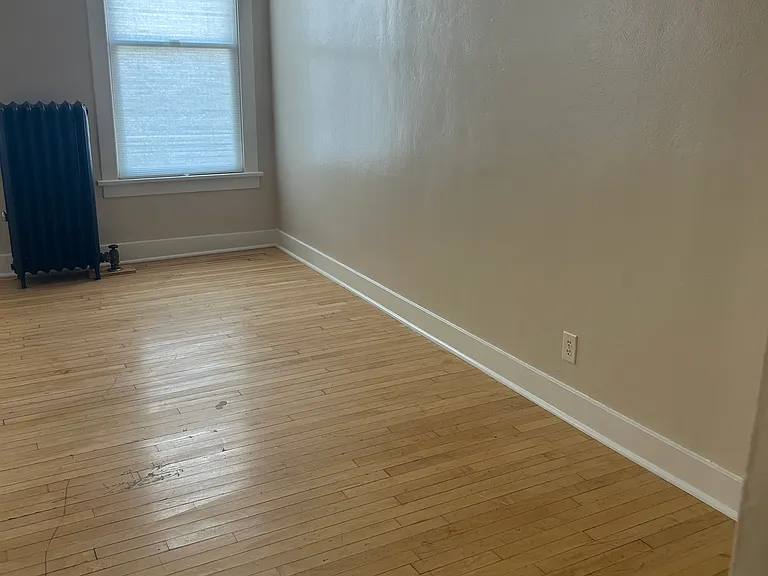 111 Broadway Ave #25 — Photo 4
