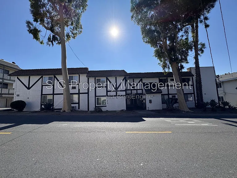 10635 Sherman Grove Ave #8 — Photo 2