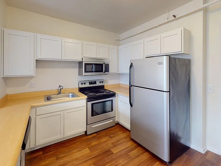 The Ashley Apartments — Photo 28