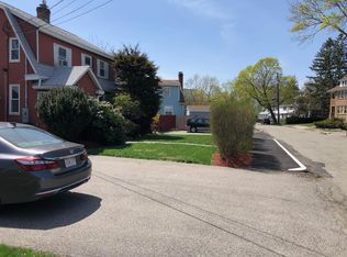 1 Kilburn Rd, West Newton, MA 02465