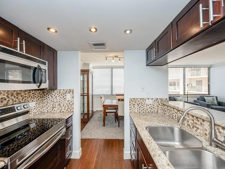 3525 Sage Rd #710 — Photo 13