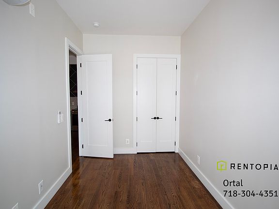 4th image of 83 Graham Ave #212