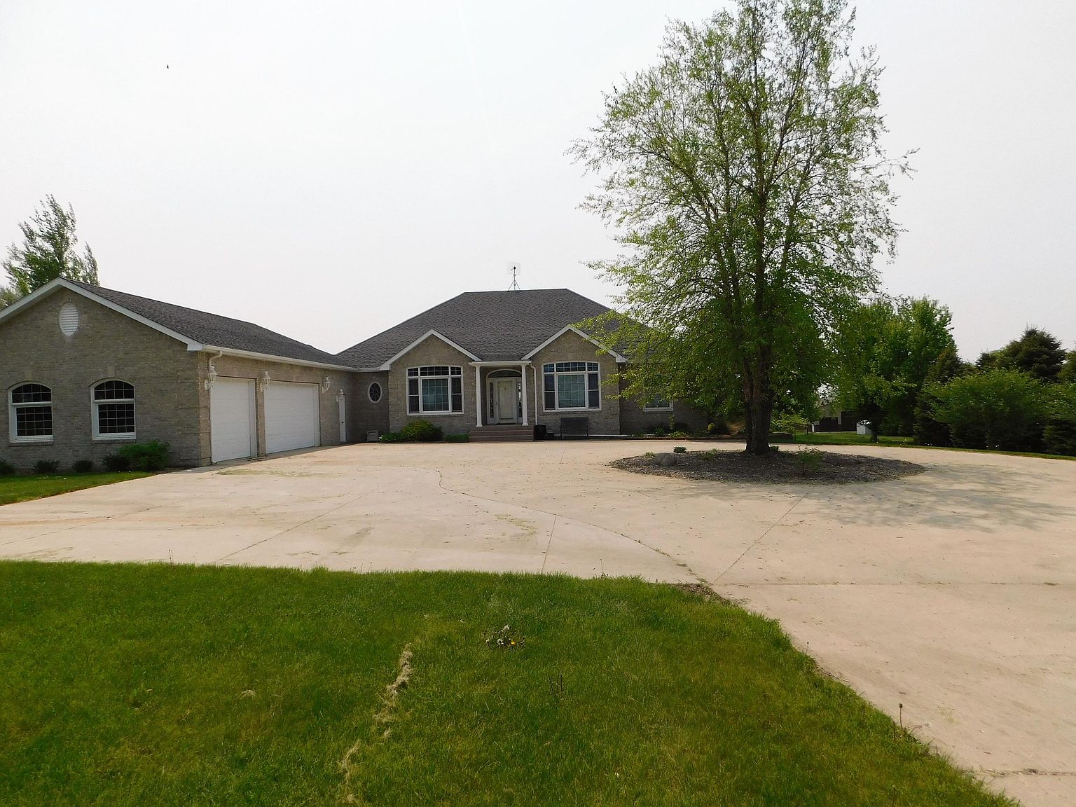 1133 W 8th St S, Brookings, SD 57006 Zillow