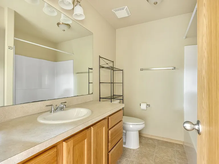 2037 SE Huckleberry Ave — Photo 14