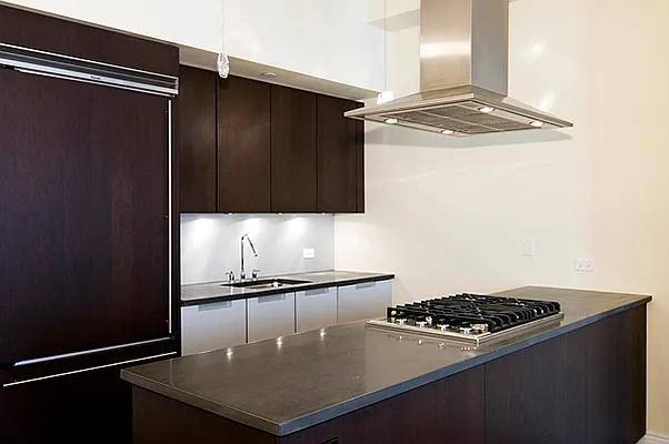 Rented by R New York | media 15