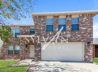 5313 New Castleton Ln, Fort Worth, TX 76135