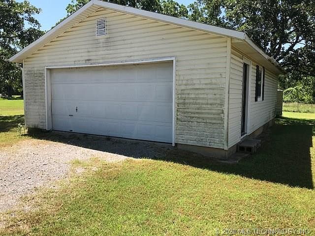 2nd image of 10562 Upland Rd