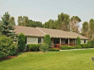 3185 Curtis Ln, Manhattan, MT 59741