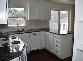 541 Beaver St, Leetsdale, PA 15056