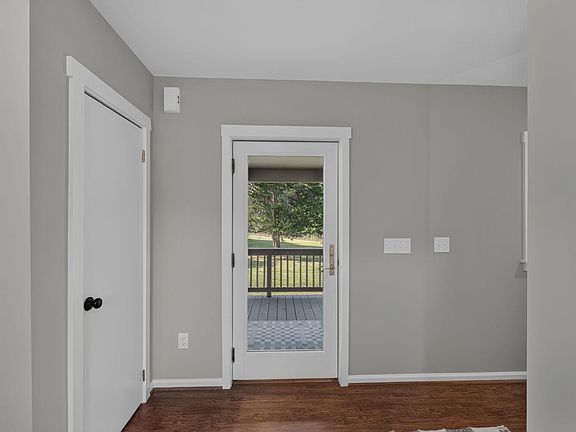 3rd image of 3155 Buck Island Rd