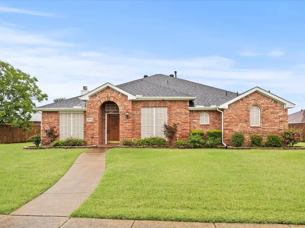 2918 Beau Dr, Mesquite, TX 75181