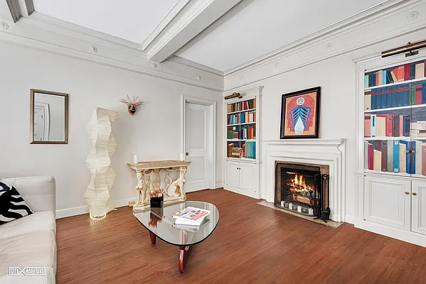 Sold by Citi Habitats | media 8