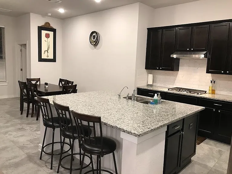 6037 Amalea Ln — Photo 29