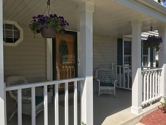 2nd image of W245N5949 Maris Ct