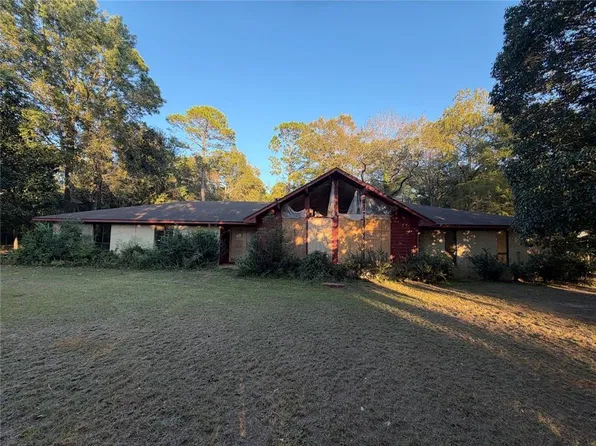 925 Walter Smith Rd, Mobile, AL 36695