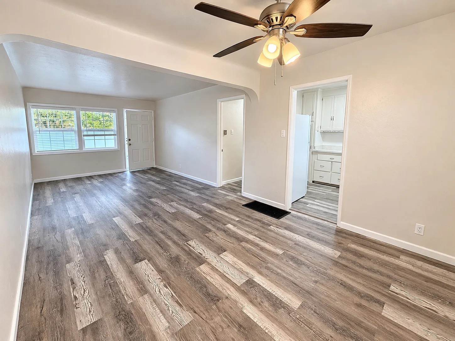 1 bed, $1,695 — Photo 3