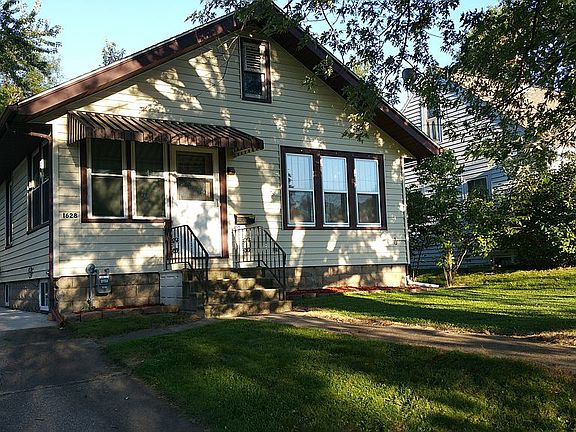 2nd image of 1628 East St