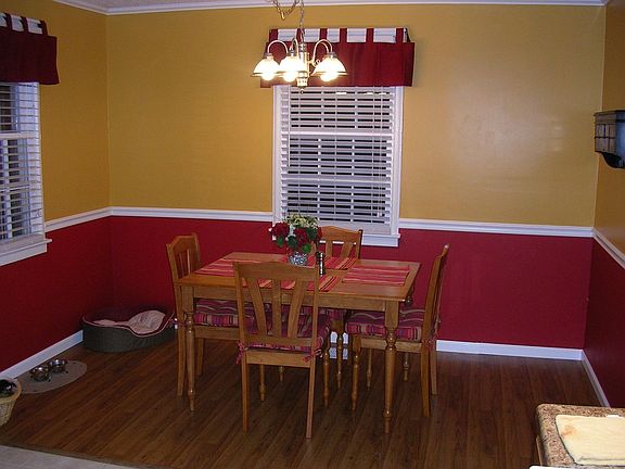 Breakfast Nook in Large Kitchen