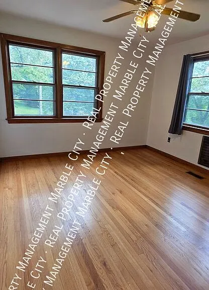 1812 Cedar Ln — Photo 10